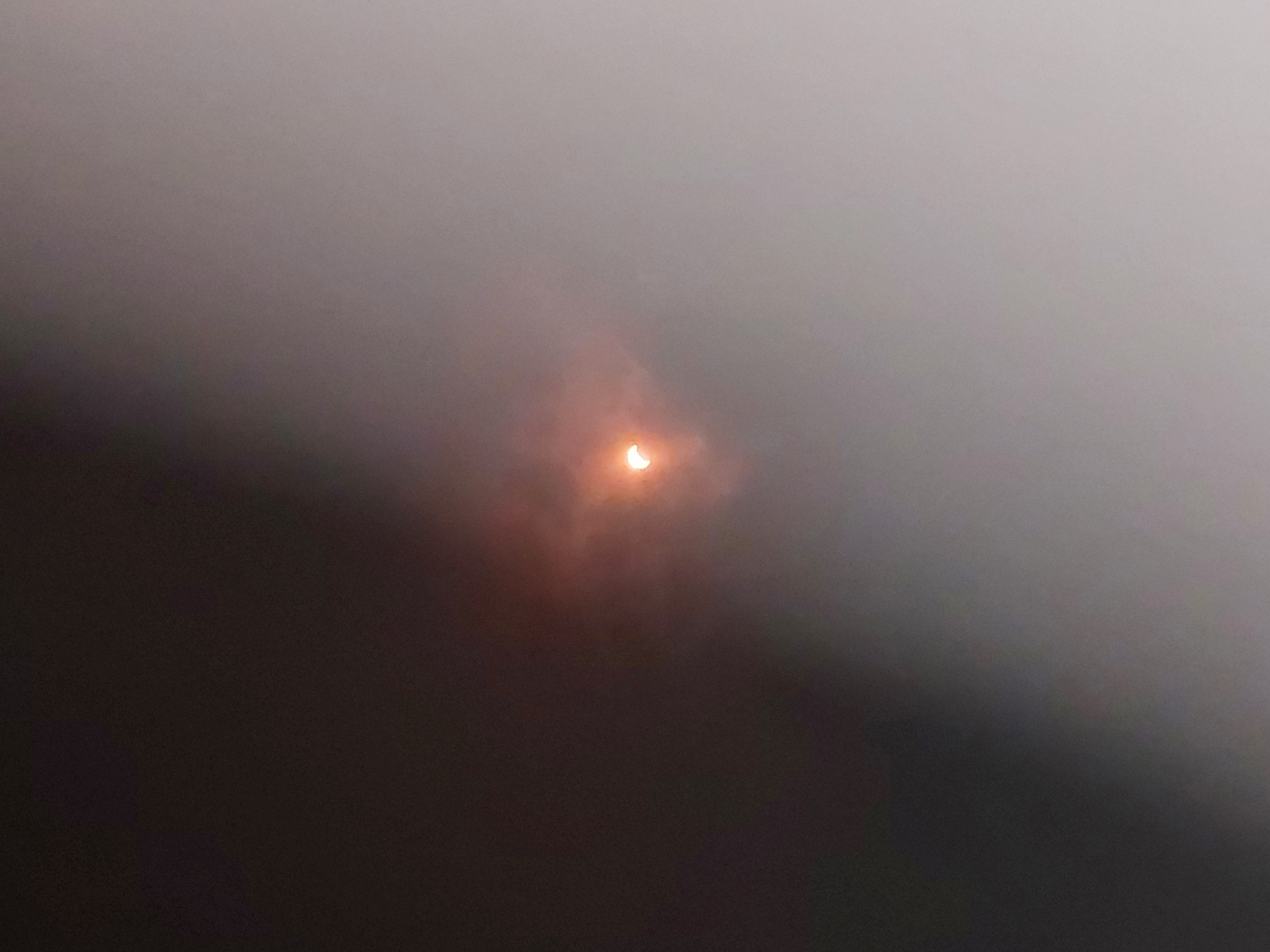 [Image: solar-eclipse-03.jpg]